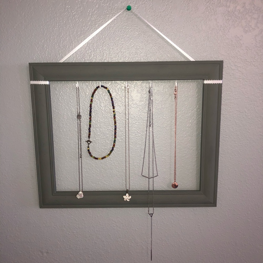 Jewelry holder